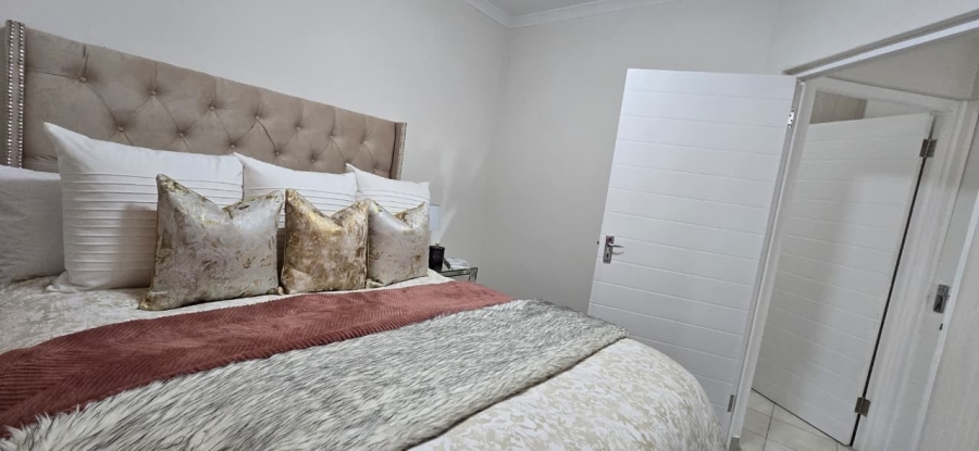 2 Bedroom Property for Sale in Stellendale Western Cape